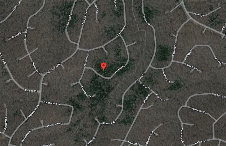 Cherokee Village Lot in Fulton County Arkansas For Fun And Recreation with Low Monthly Payments!
